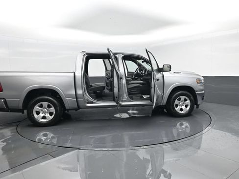 Used 2025 RAM 1500 Big Horn AWD/4WD image 28