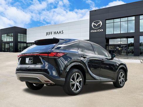 Used 2024 Lexus RX 350 FWD w/ Technology Package image 3