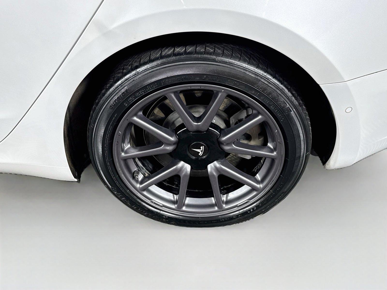 Used 2020 Tesla Model 3 Standard Range RWD image 24