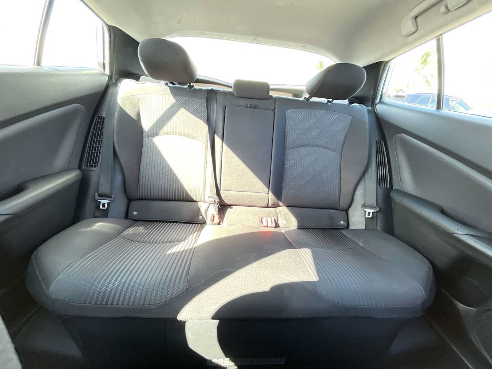 Used 2020 Toyota Prius Prime LE FWD image 25