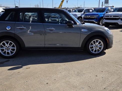 Used 2018 MINI Cooper S image 7