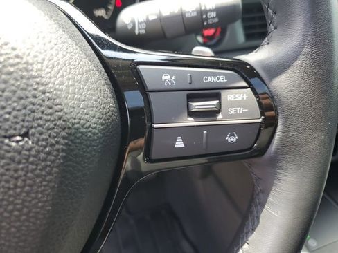 Used 2025 Honda Pilot Touring image 30