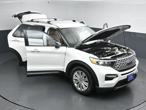 Certified 2020 Ford Explorer Limited w/ Class III Trailer Tow Package image 50