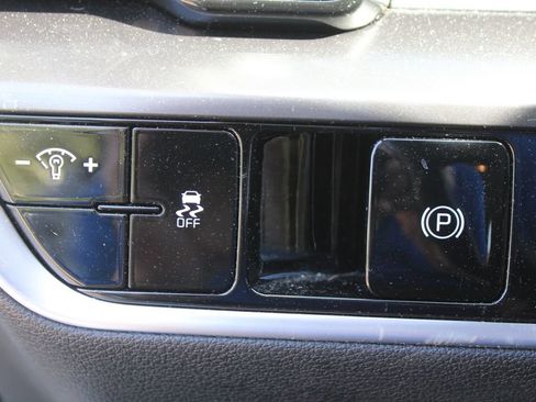 Certified 2024 Kia Sportage EX FWD image 24