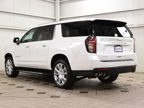 Used 2024 Chevrolet Suburban High Country w/ Advanced Technology Package image 6