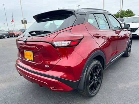Certified 2023 Nissan Kicks SR w/ SR Premium Package FWD image 3
