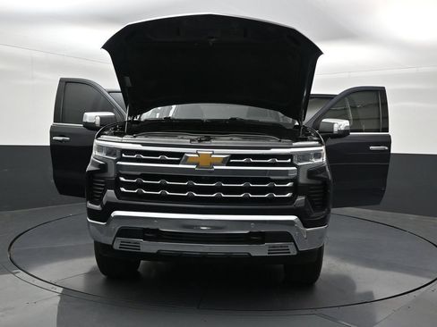 Used 2023 Chevrolet Silverado 1500 LTZ RWD image 36