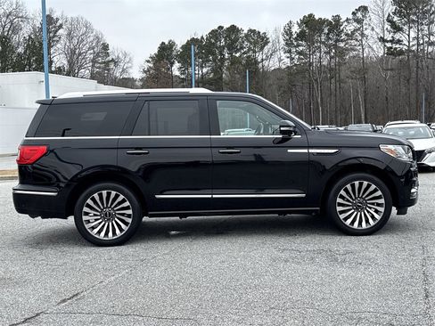 Used 2020 Lincoln Navigator Reserve image 33