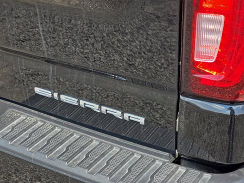 Used 2024 GMC Sierra 1500 Denali w/ Denali Reserve Package image 51