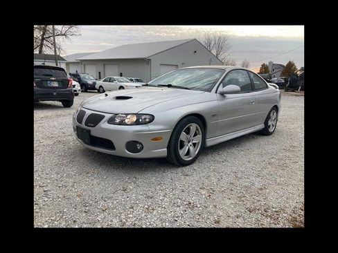 Used 2005 Pontiac GTO image 1