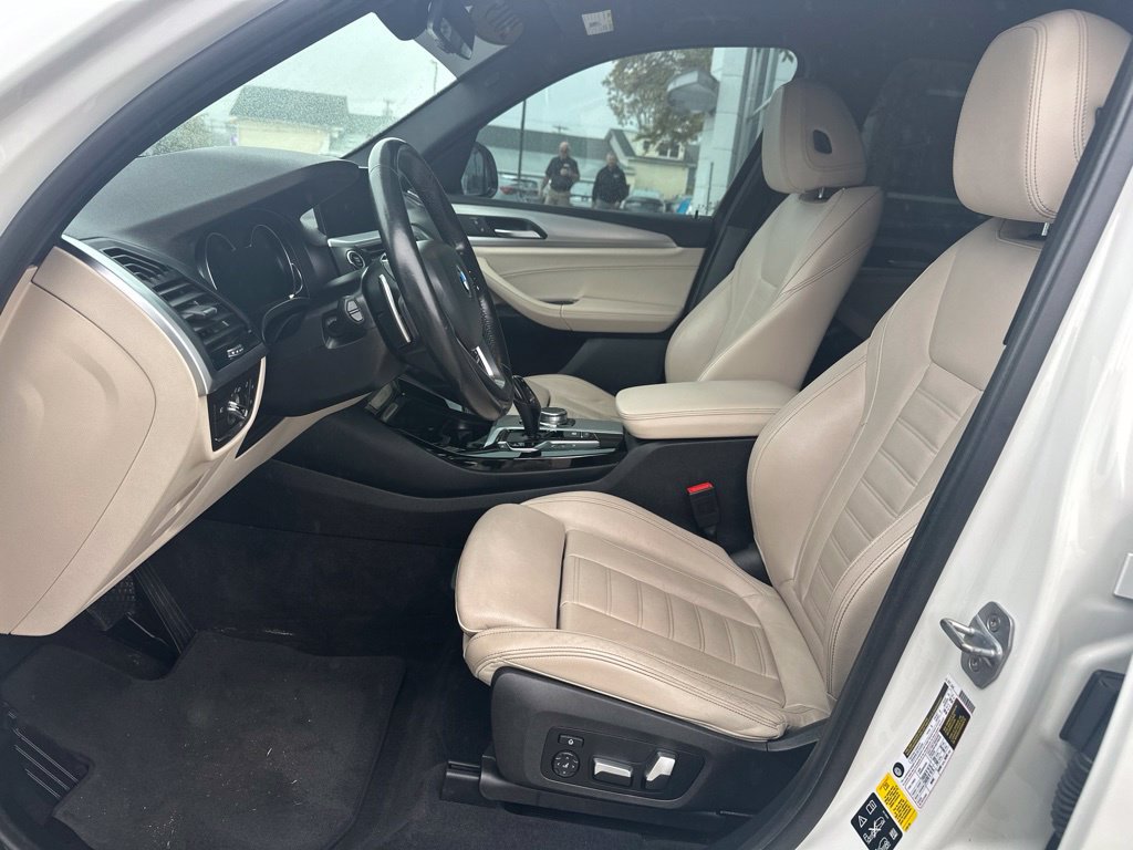 Used 2019 BMW X3 xDrive30i w/ Executive Package AWD/4WD image 13