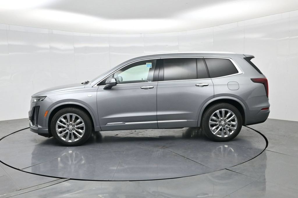 Used 2023 Cadillac XT6 Premium Luxury FWD image 33