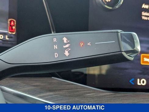 New 2026 Chevrolet Suburban Premier w/ Sun And Tow Package image 24