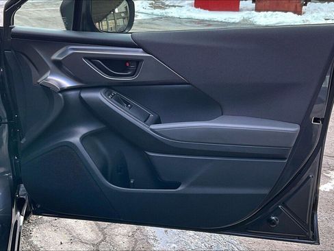 Certified 2025 Subaru Impreza 2.0i image 13