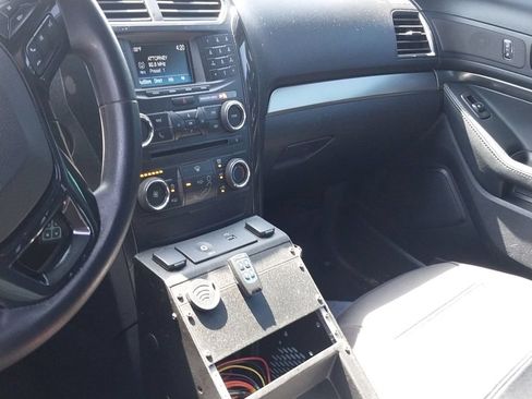 Used 2017 Ford Explorer 4WD Police Interceptor image 8