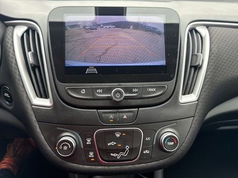 Used 2020 Chevrolet Malibu RS image 16