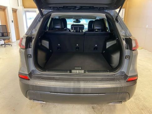 Certified 2022 Jeep Cherokee Latitude Lux image 24