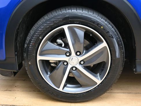 Used 2021 Honda HR-V EX-L image 9