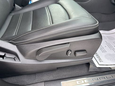 Used 2022 GMC Canyon Denali image 35