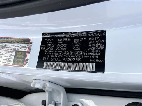 Used 2025 Hyundai Santa Cruz Limited AWD/4WD image 33