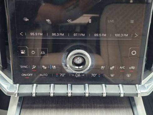 Used 2024 GMC Acadia Denali FWD image 18