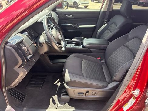Used 2022 Nissan Pathfinder SV w/ Cargo Package FWD image 17