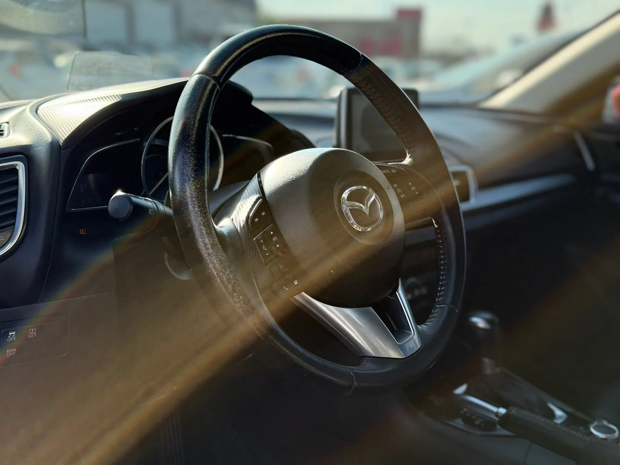 Used 2015 MAZDA MAZDA3 s Touring FWD image 13