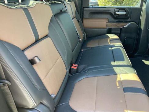 Used 2022 Chevrolet Silverado 2500 High Country w/ Z71 Off-Road Package image 22