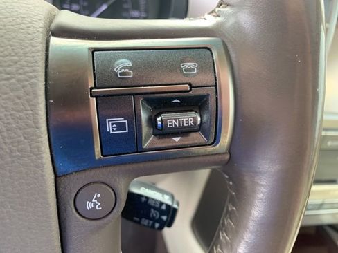 Used 2016 Lexus GX 460 w/ Premium Package image 30