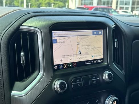 Used 2022 GMC Sierra 2500 Denali w/ Denali Ultimate Package AWD/4WD image 24