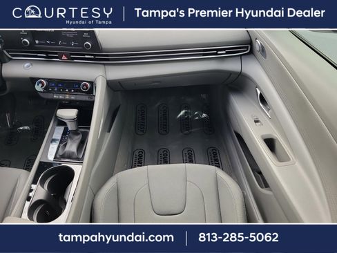 Certified 2025 Hyundai Elantra Blue image 16