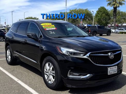 Used 2018 Buick Enclave Essence FWD image 3