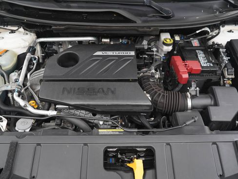 Used 2023 Nissan Rogue SV w/ SV Premium B Package AWD/4WD image 32