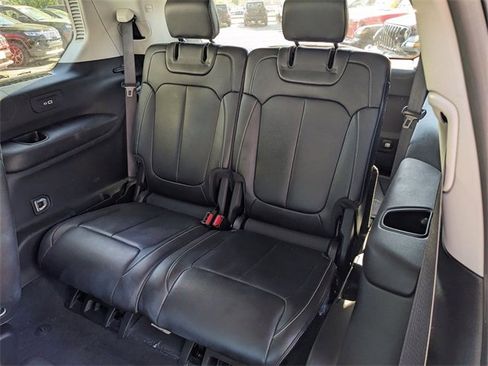 Certified 2022 Jeep Grand Cherokee L Limited image 11