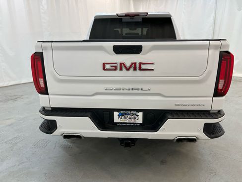 Used 2024 GMC Sierra 1500 Denali w/ Denali Reserve Package image 4