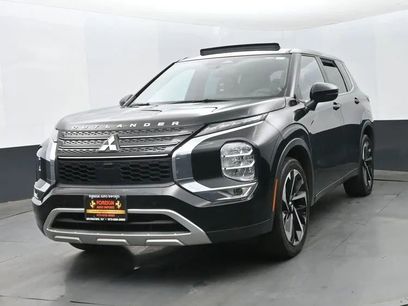 Used 2023 Mitsubishi Outlander SE
