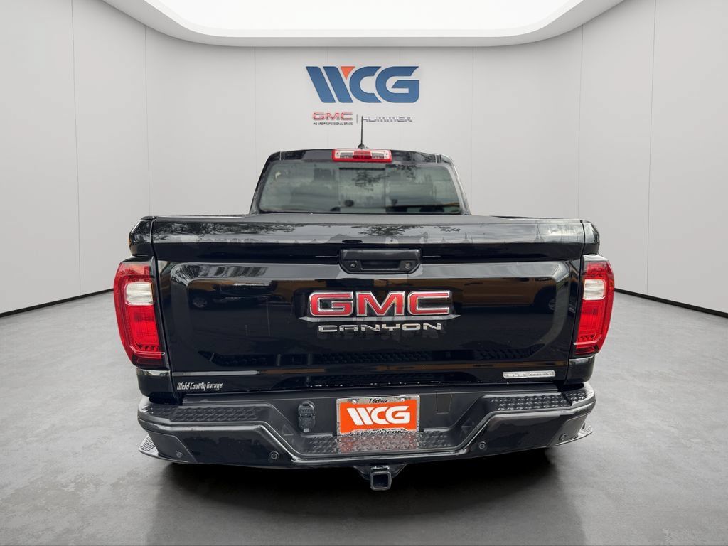 Used 2023 GMC Canyon Elevation w/ Elevation Premium Package AWD/4WD image 4