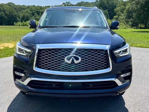 Used 2024 INFINITI QX80 Luxe RWD image 2