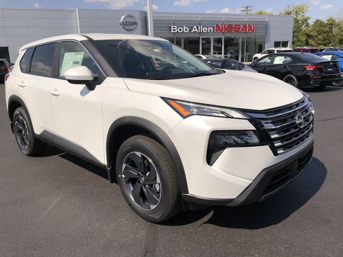 New 2026 Nissan Rogue SV w/ Cold Weather Package image 15