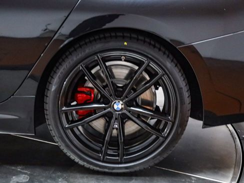 Used 2023 BMW 330i Sedan w/ M Sport Package image 8