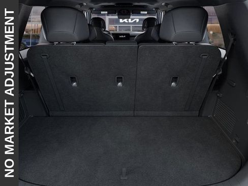 Used 2027 Kia Telluride SX w/ Towing Package FWD image 19
