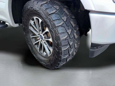 Used 2018 Ford F150 XLT w/ Equipment Group 302A Luxury image 37