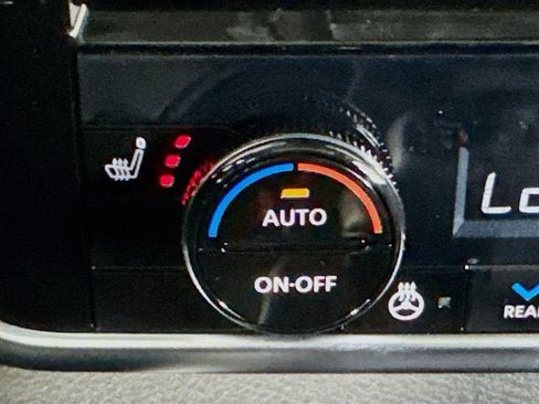 New 2026 Nissan Rogue Platinum image 22