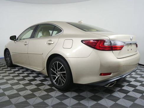 Used 2016 Lexus ES 350 image 5