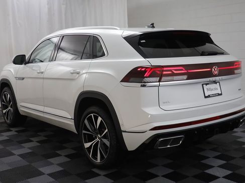 Used 2024 Volkswagen Atlas Cross Sport SEL Premium R-Line image 15