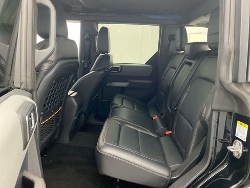 Used 2023 Ford Bronco Badlands AWD/4WD image 24