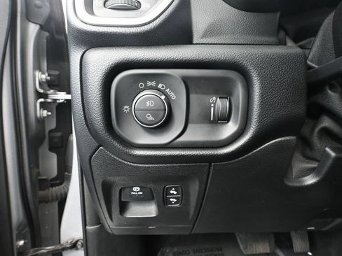 Used 2021 RAM 1500 Big Horn AWD/4WD image 34