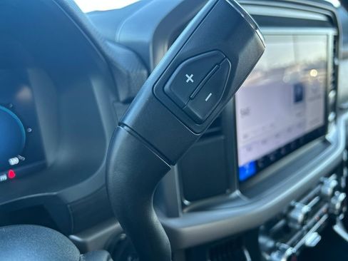 Used 2025 Ford F150 XLT w/ Equipment Group 301A Standard image 27