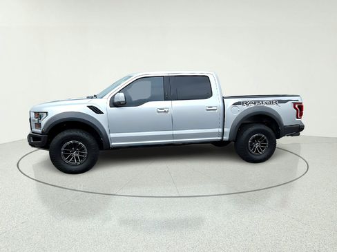 Used 2019 Ford F150 Raptor w/ Equipment Group 802A Luxury AWD/4WD image 3