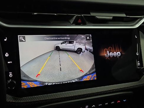 New 2026 Jeep Cherokee Limited AWD/4WD image 25